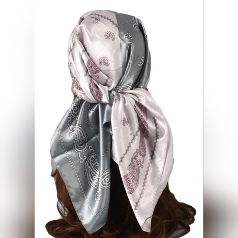 Silky Paisley Two-Tone Headscarf - Gray & Light Pink